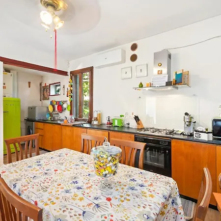 Apartment Casa Indipendente Con Giardino *